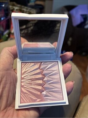 Guerlain Metorites Pink Highlighter Duo - Lightweight Holographic Powder. New!